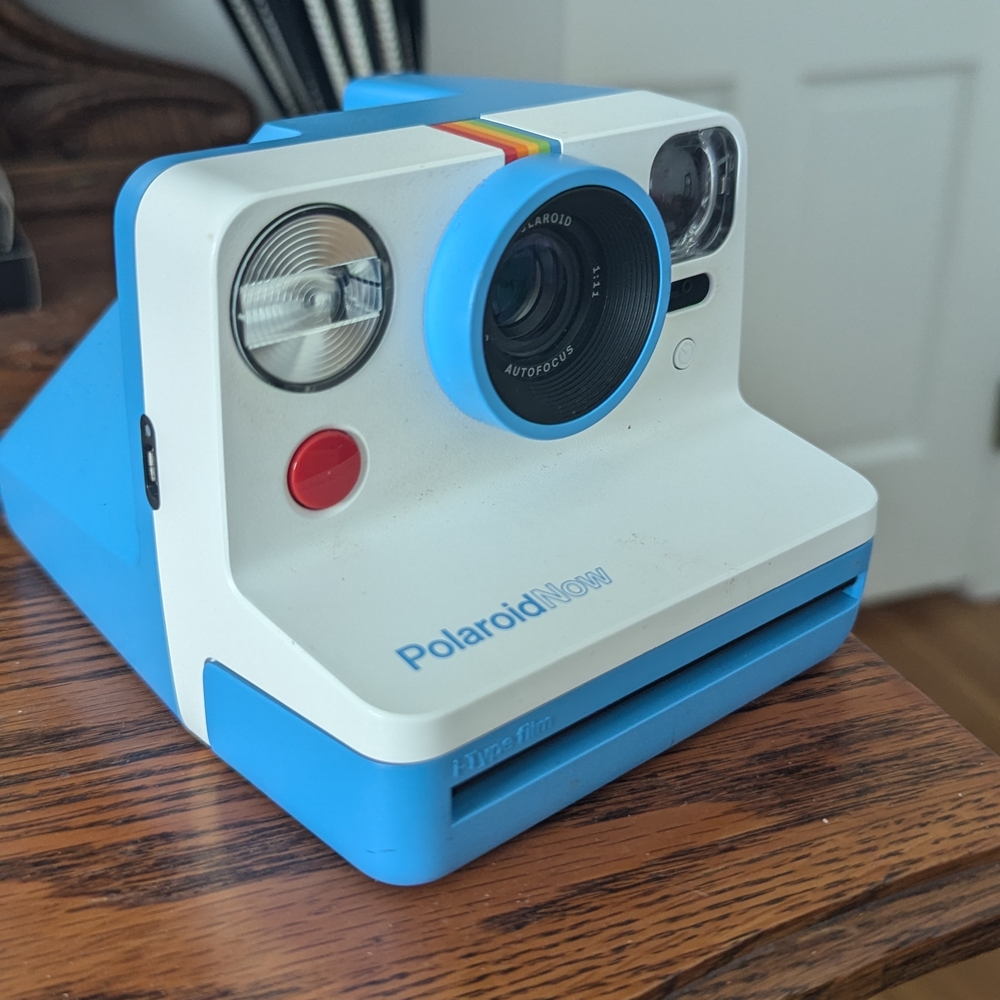 Polaroid Now Instant Camera - Blue and White